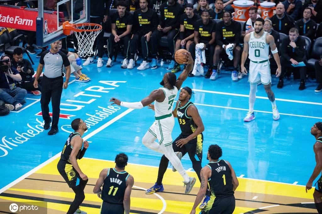 掌控局势,八强赛事缭互擒 掌控局势,八强赛事缭互擒