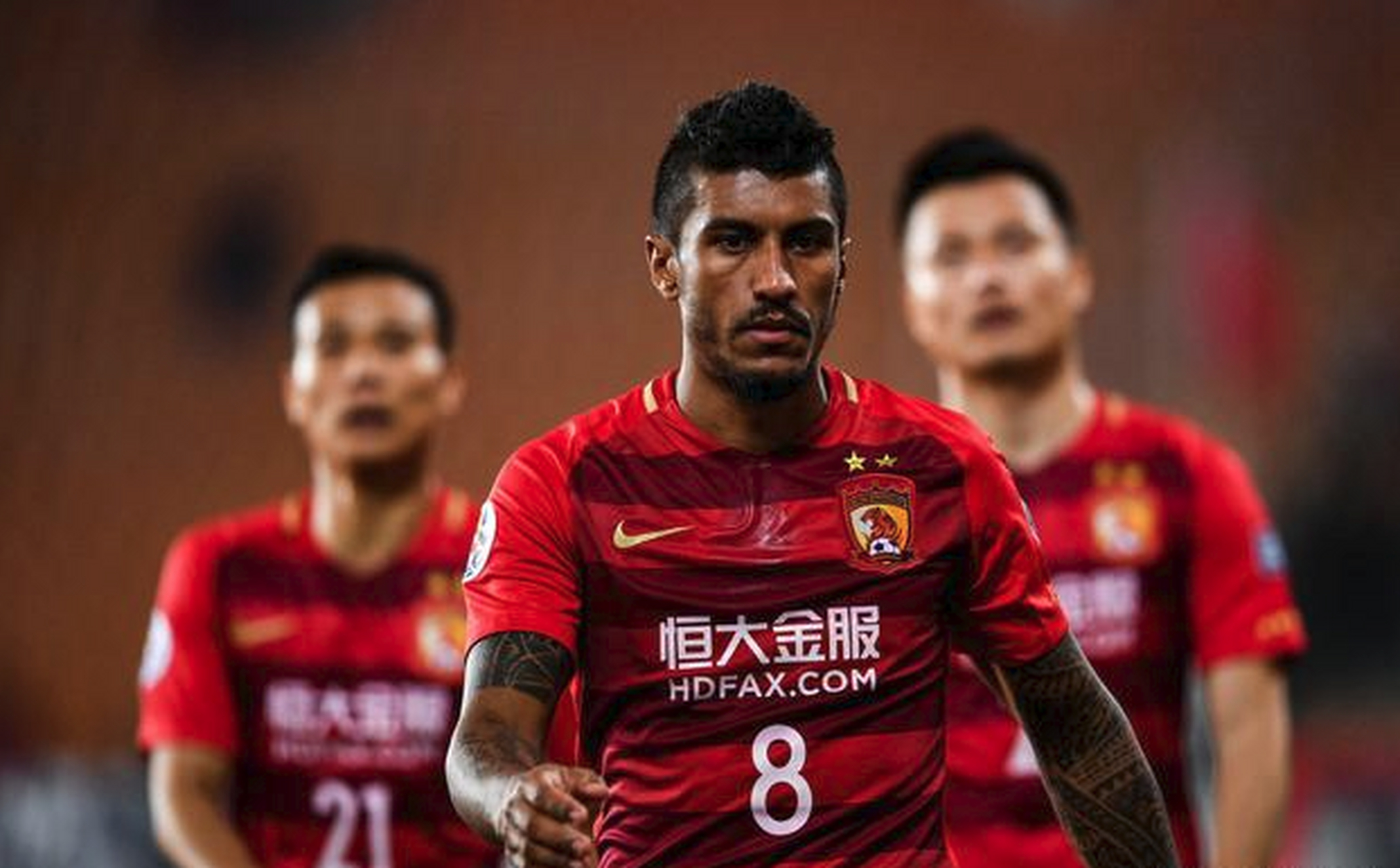 恒大主场胜出,保持积分榜前列稳定 恒大主场胜出,保持积分榜前列稳定