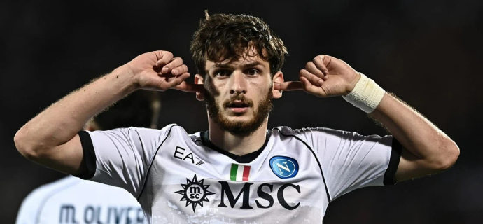 那不勒斯外租球员表现出色,或重返主力 那不勒斯外租球员表现出色,或重返主力