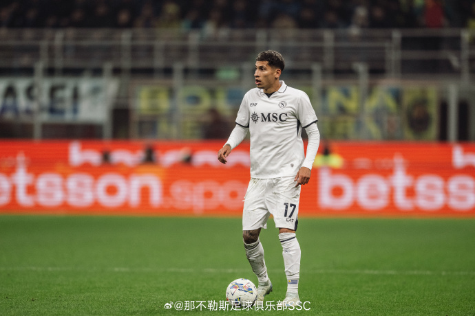 那不勒斯外租球员表现出色,或重返主力 那不勒斯外租球员表现出色,或重返主力