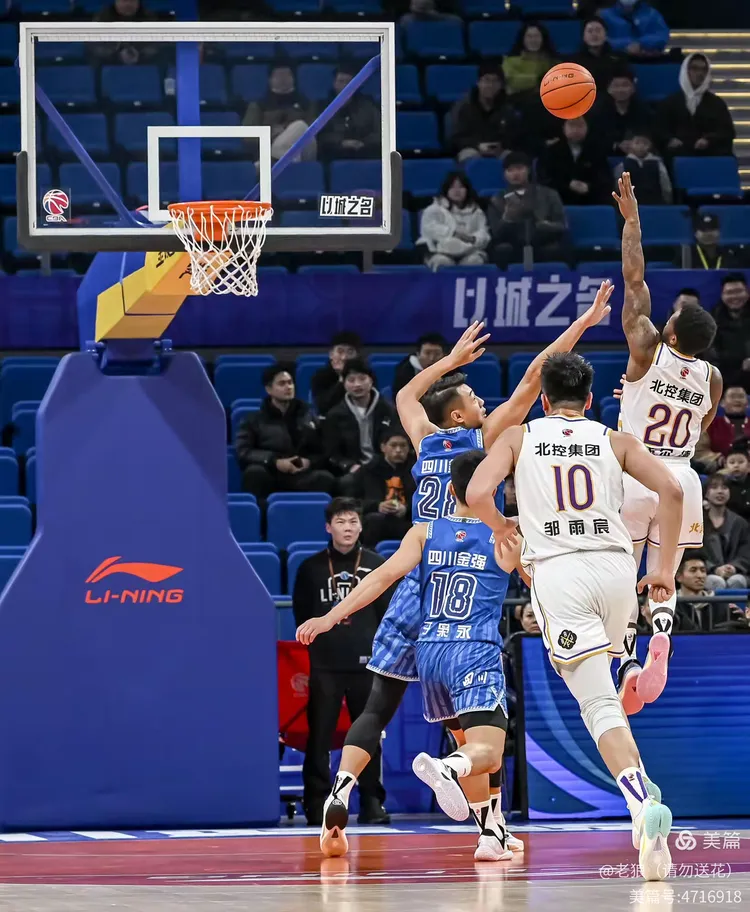 四川金强队客场大胜,积累宝贵积分 四川金强队客场大胜,积累宝贵积分