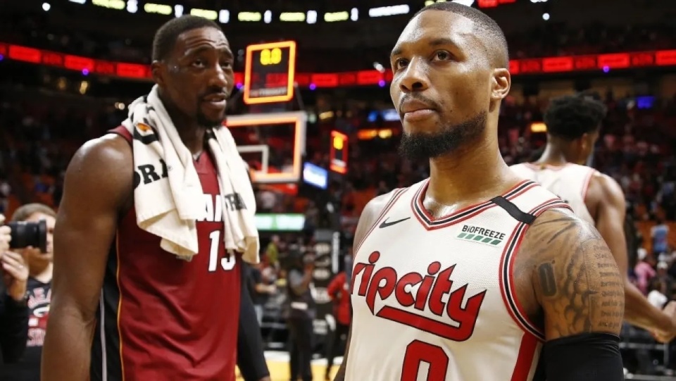 热火队外线得分稳定,助球队夺魁 热火队外线得分稳定,助球队夺魁