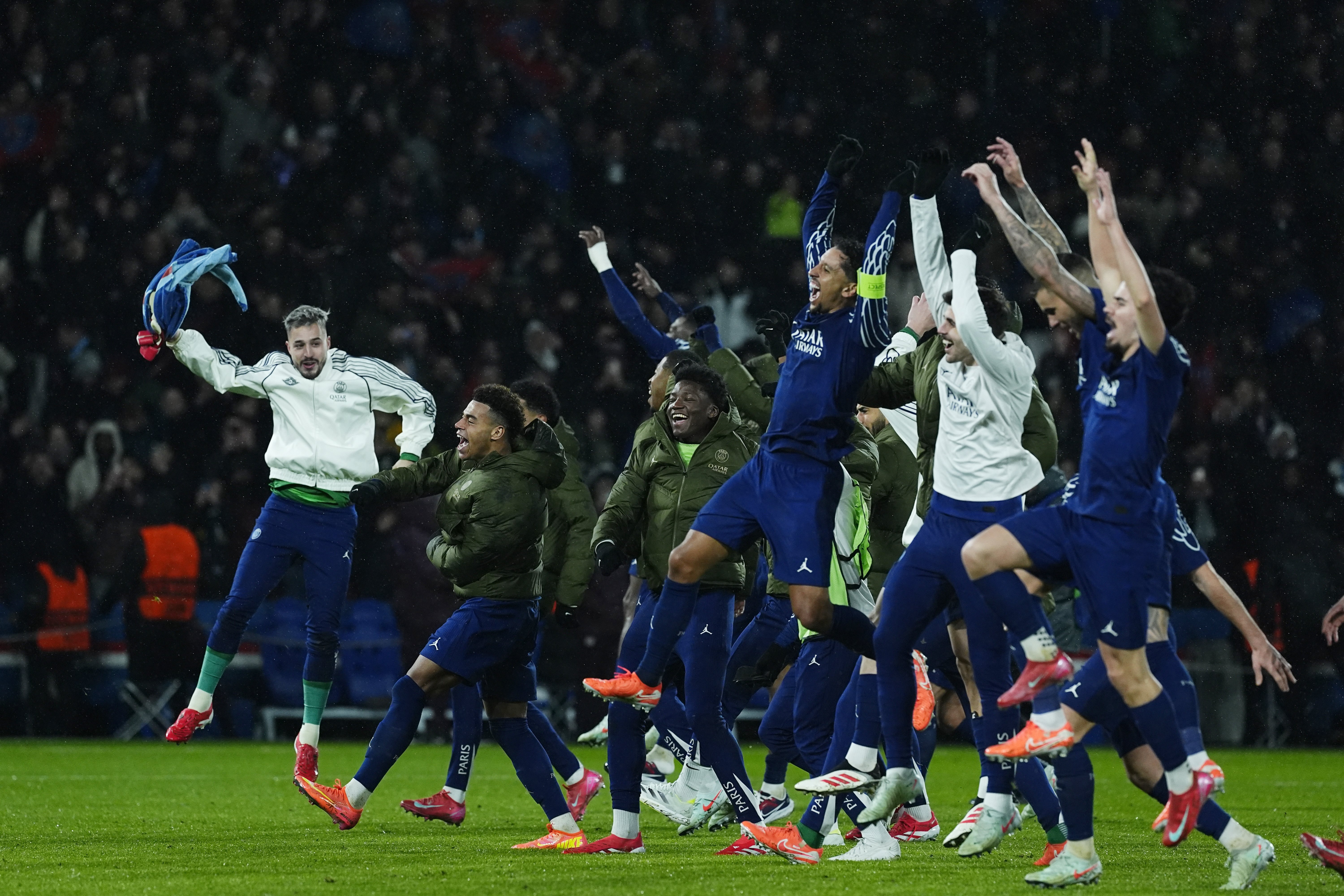 巴黎圣日耳曼主场大胜,实力无可阻挡 巴黎圣日耳曼主场大胜,实力无可阻挡