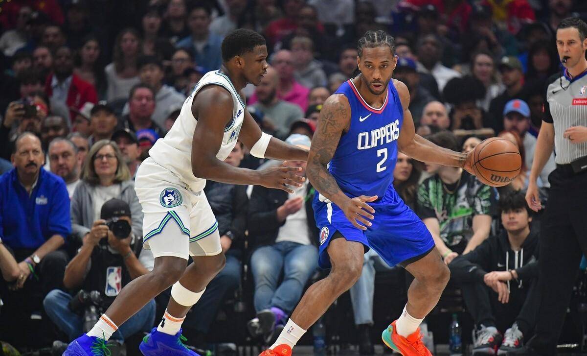 快船击败森林狼,取得两连胜 快船击败森林狼,取得两连胜