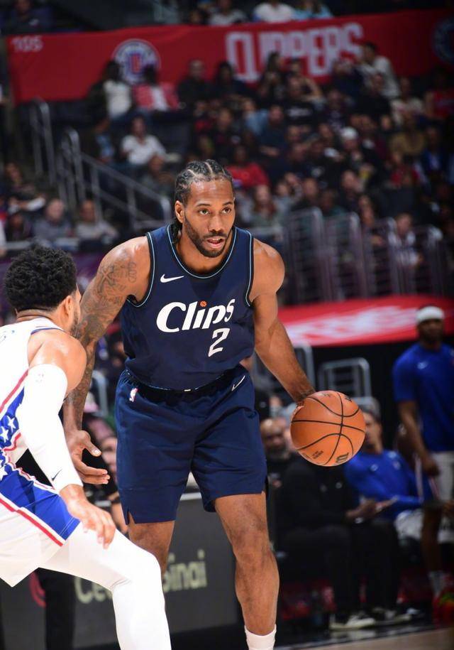 不来梅中场伤愈复出,球队士气大增 不来梅中场伤愈复出,球队士气大增