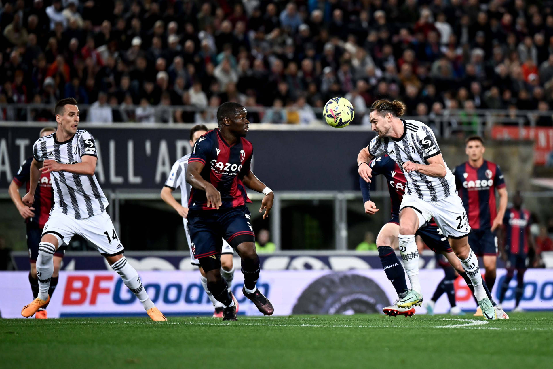 捷克队面临挑战,迎战斯洛文尼亚 捷克队面临挑战,迎战斯洛文尼亚