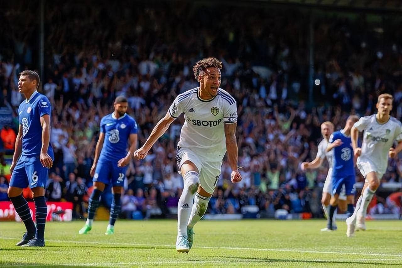 不莱梅连续三轮不胜,排名继续坠落 不莱梅连续三轮不胜,排名继续坠落