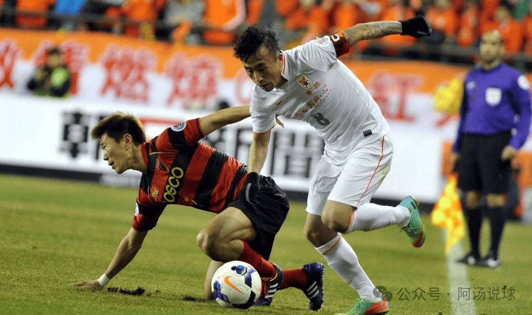 瓦朗谢纳士气正旺,全力备战联赛争取胜利 瓦朗谢纳士气正旺,全力备战联赛争取胜利