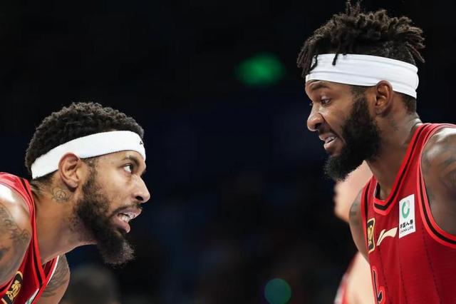 安道尔队陷入困境,顽强求胜 安道尔队陷入困境,顽强求胜