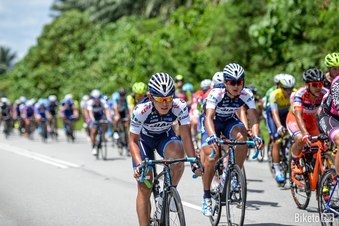 冲刺达标:英国自行车选手势不可挡! 冲刺达标:英国自行车选手势不可挡!