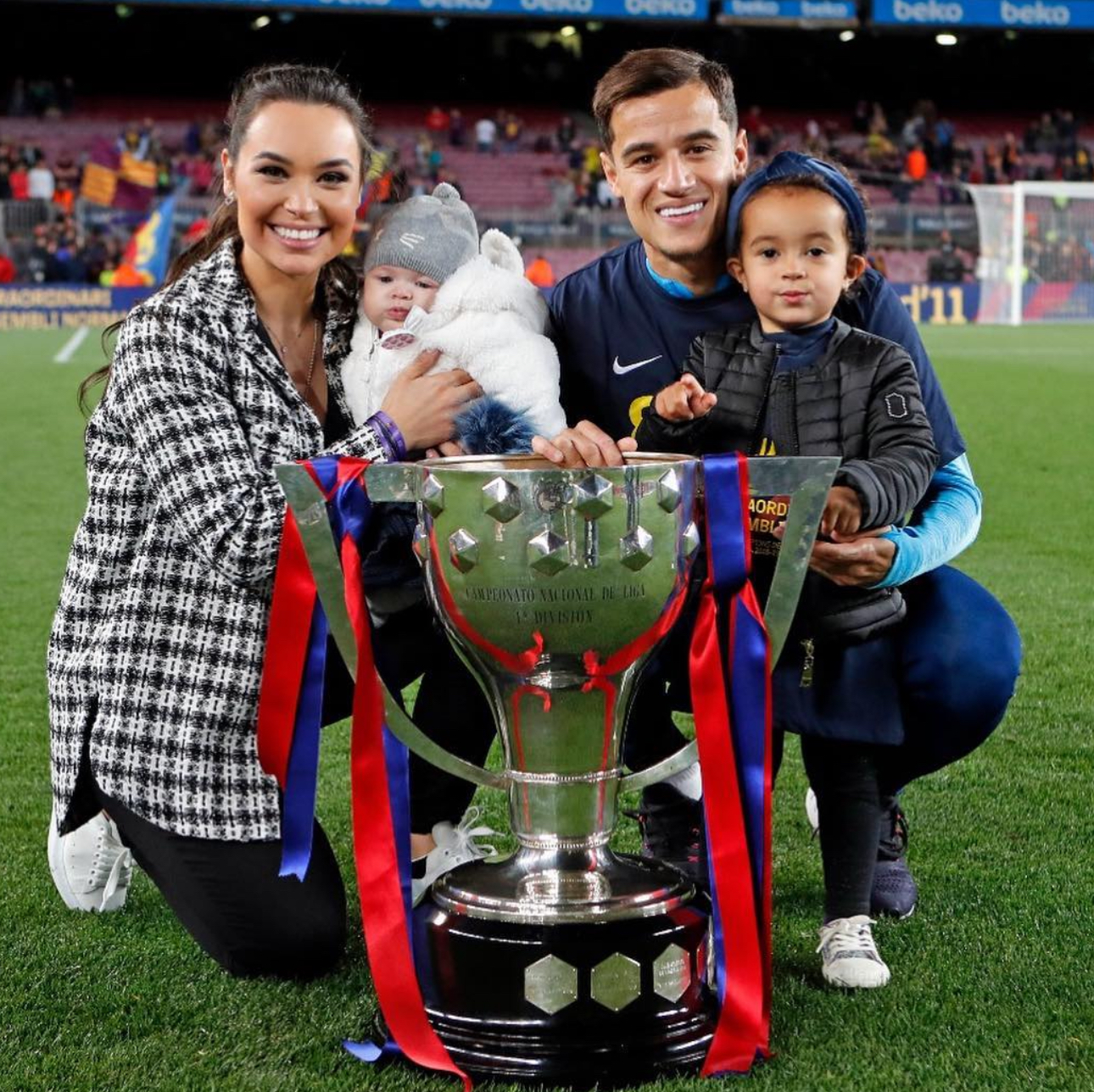 尚佩利奥队在比赛中夺得重要胜利 尚佩利奥队在比赛中夺得重要胜利