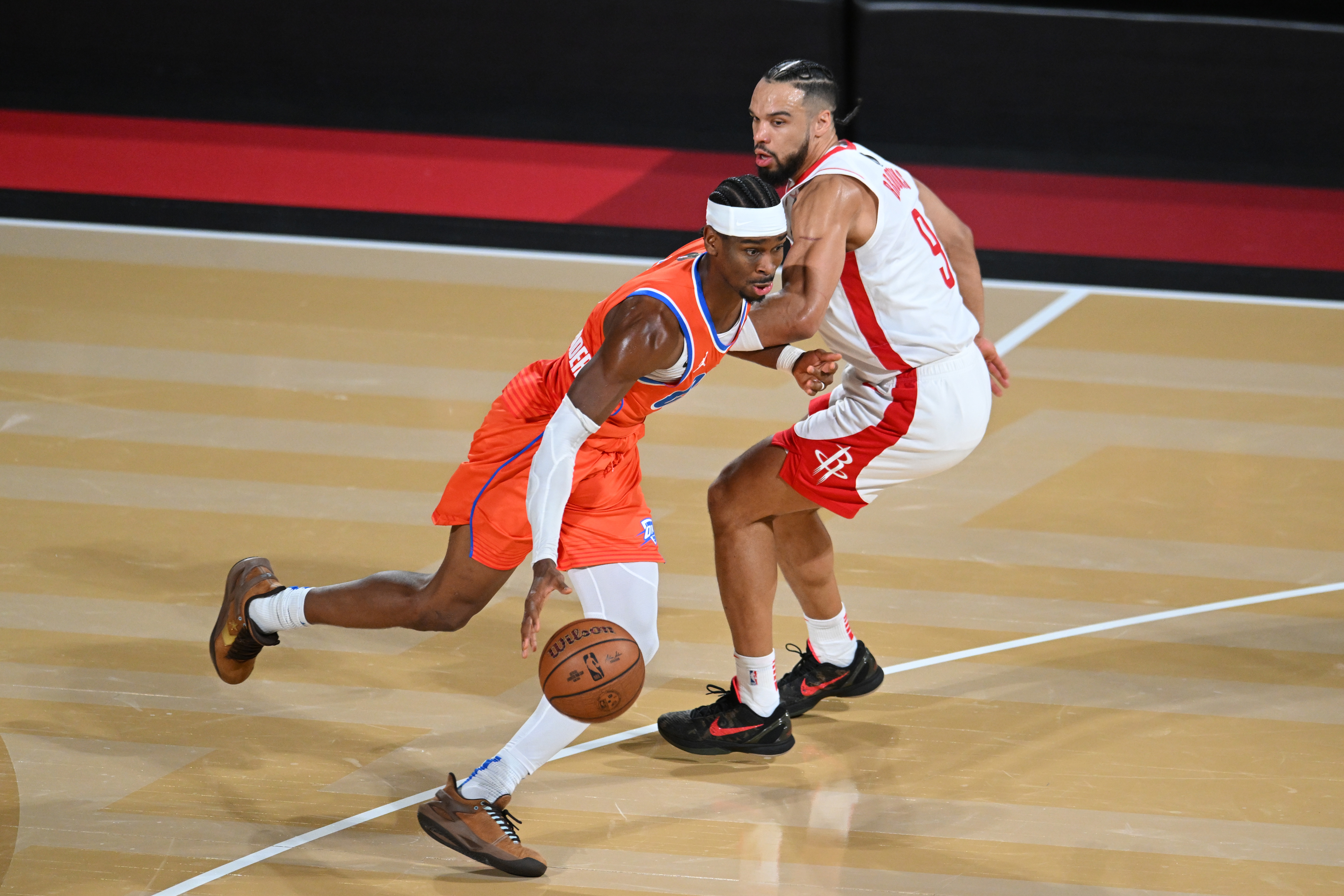 美国NBA新赛季季后赛战火燃烧 美国NBA新赛季季后赛战火燃烧