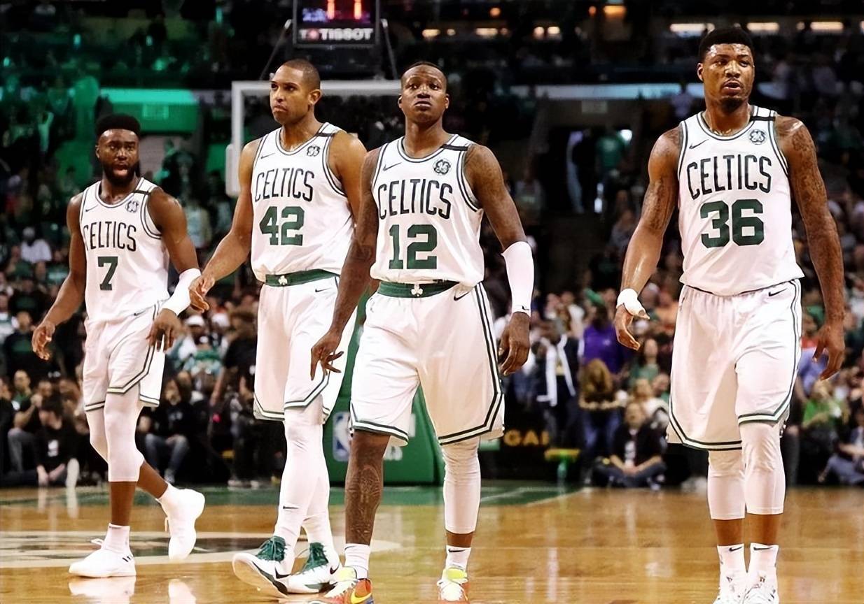 骑士主场战胜凯尔特人,豪取胜利 骑士主场战胜凯尔特人,豪取胜利