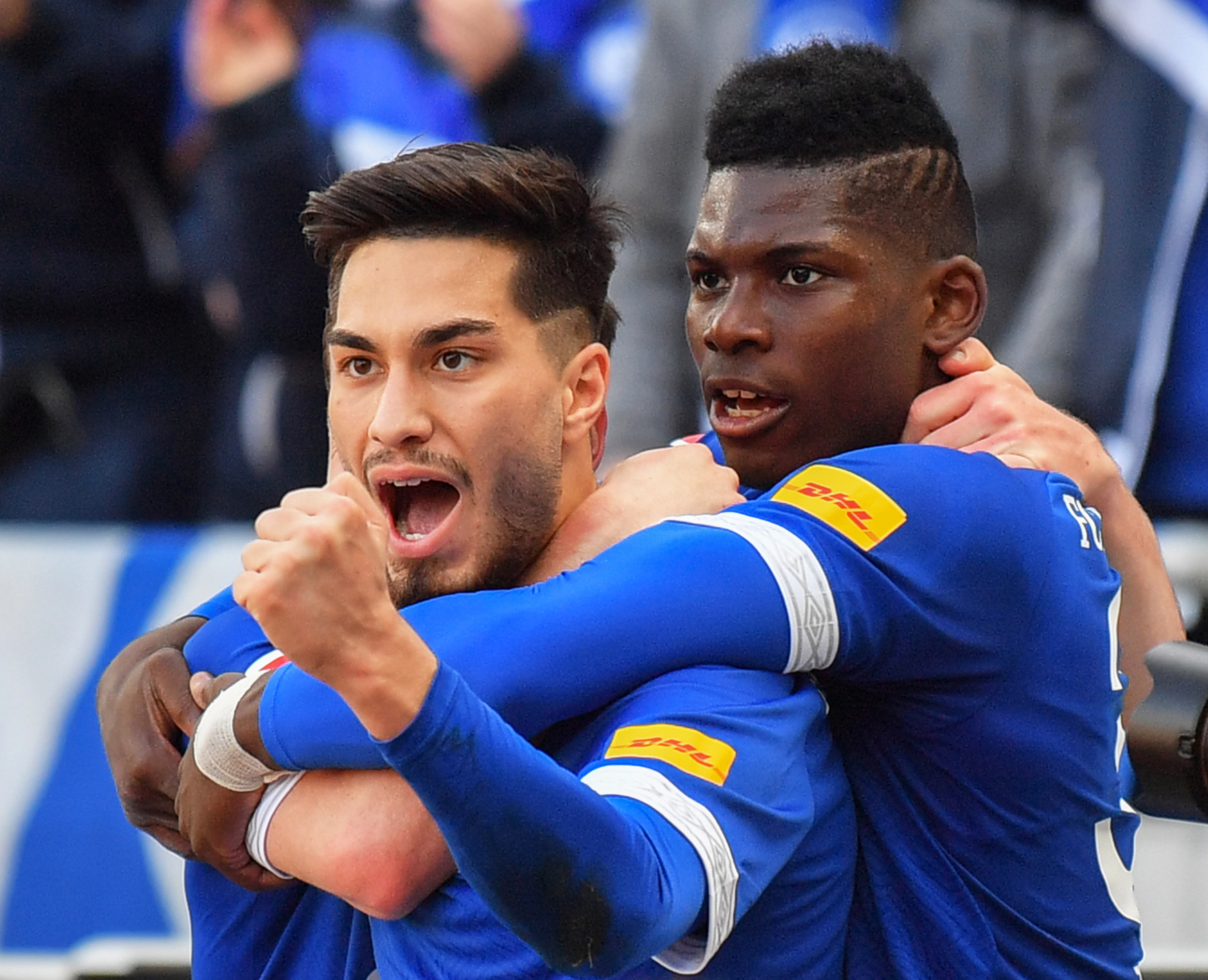 汉诺威96队刷新进攻记录,雄起取胜 汉诺威96队刷新进攻记录,雄起取胜