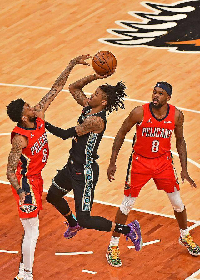 灰熊队外援表现出色,带领球队连胜 灰熊队外援表现出色,带领球队连胜