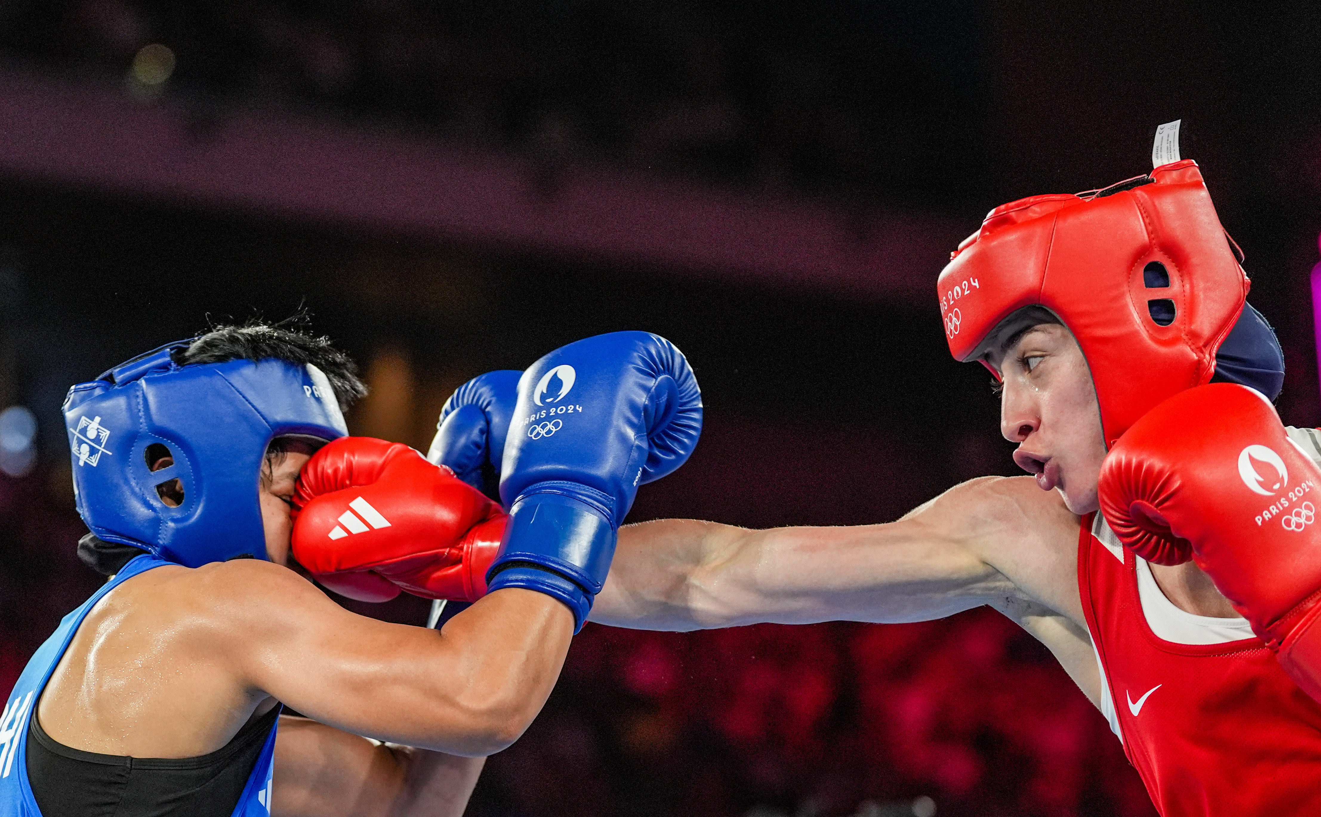 法国拳击选手击败对手晋级金牌争夺赛 法国拳击选手击败对手晋级金牌争夺赛