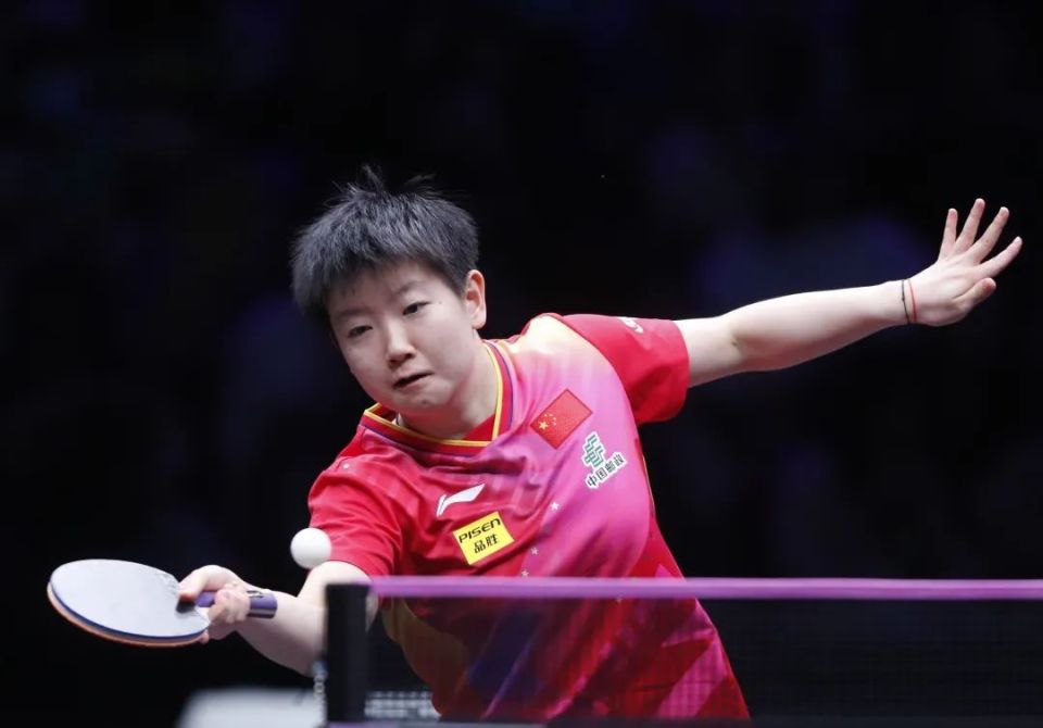 重庆队在关键时刻表现出色获胜 重庆队在关键时刻表现出色获胜