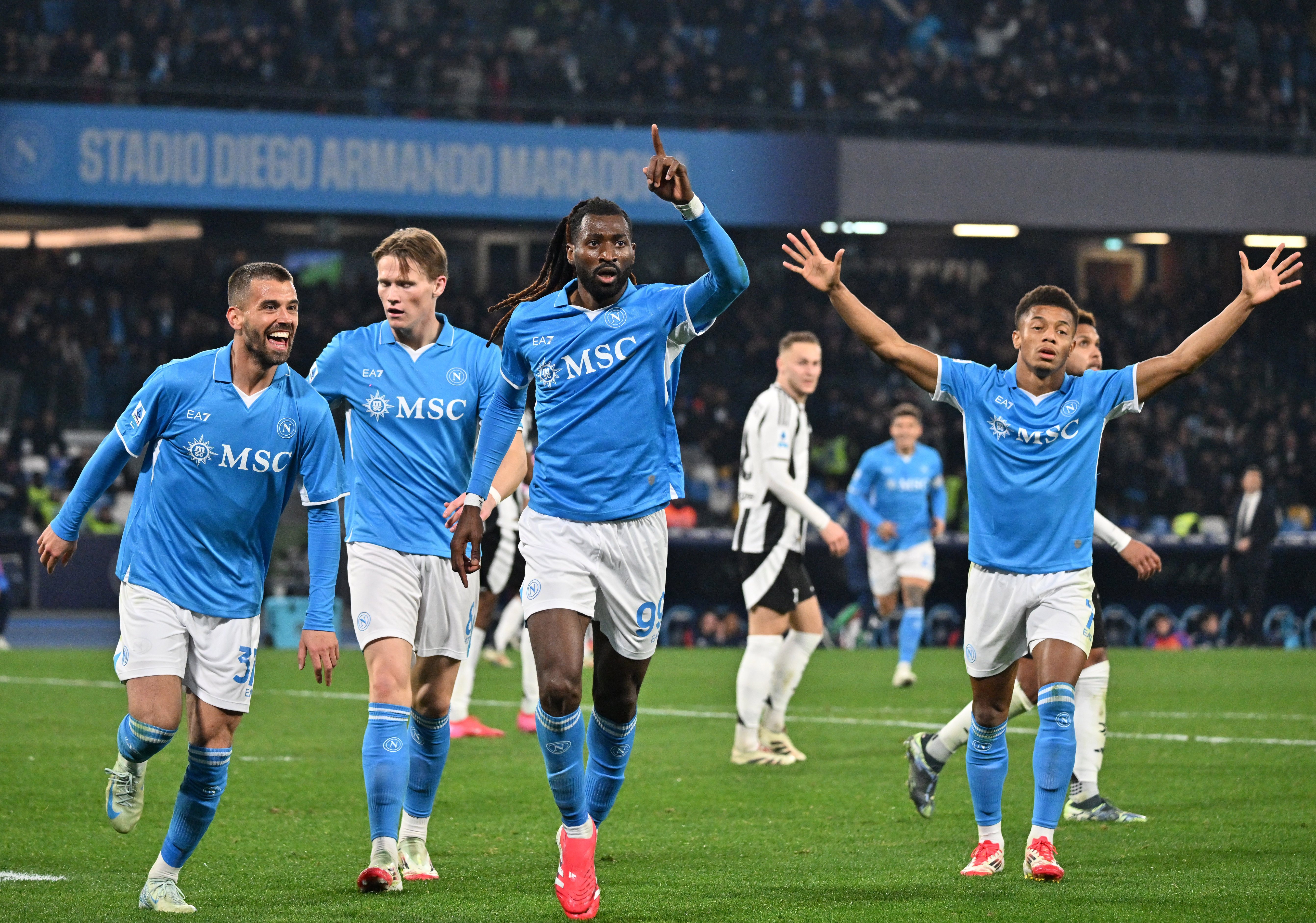 意甲联赛新赛季开幕!国米、尤文图斯、那不勒斯齐上阵 意甲联赛新赛季开幕!国米、尤文图斯、那不勒斯齐上阵