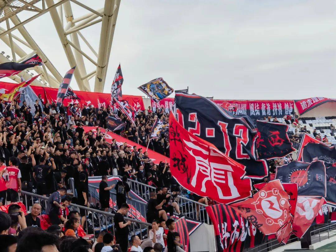 陕西队在主场击败浙江队,取得胜利 陕西队在主场击败浙江队,取得胜利