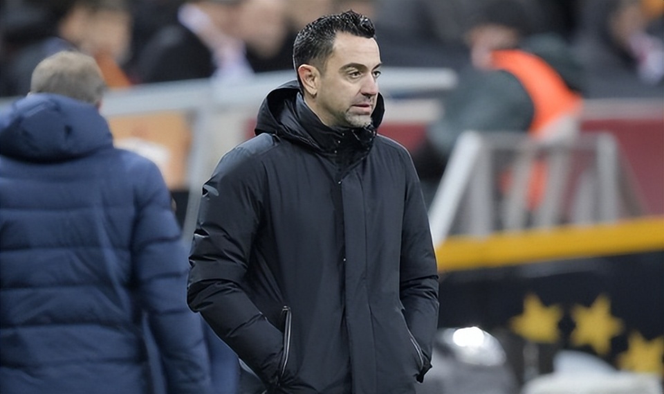 瓦伦西亚遭遇连败,高层施压俱乐部踢出危机 瓦伦西亚遭遇连败,高层施压俱乐部踢出危机