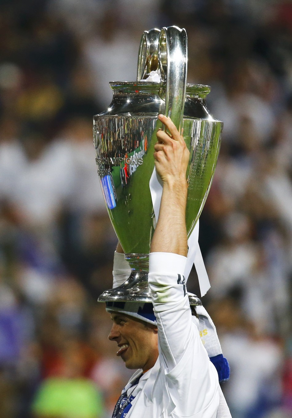 欧洲名帅带领中国球队赢得重要胜利 欧洲名帅带领中国球队赢得重要胜利