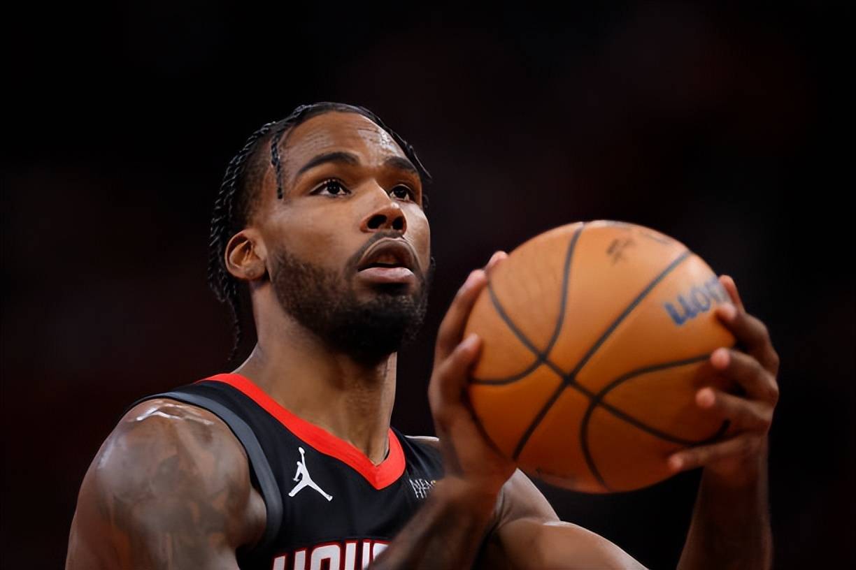 火箭大将因个人原因缺席比赛,球队再度落败 火箭大将因个人原因缺席比赛,球队再度落败