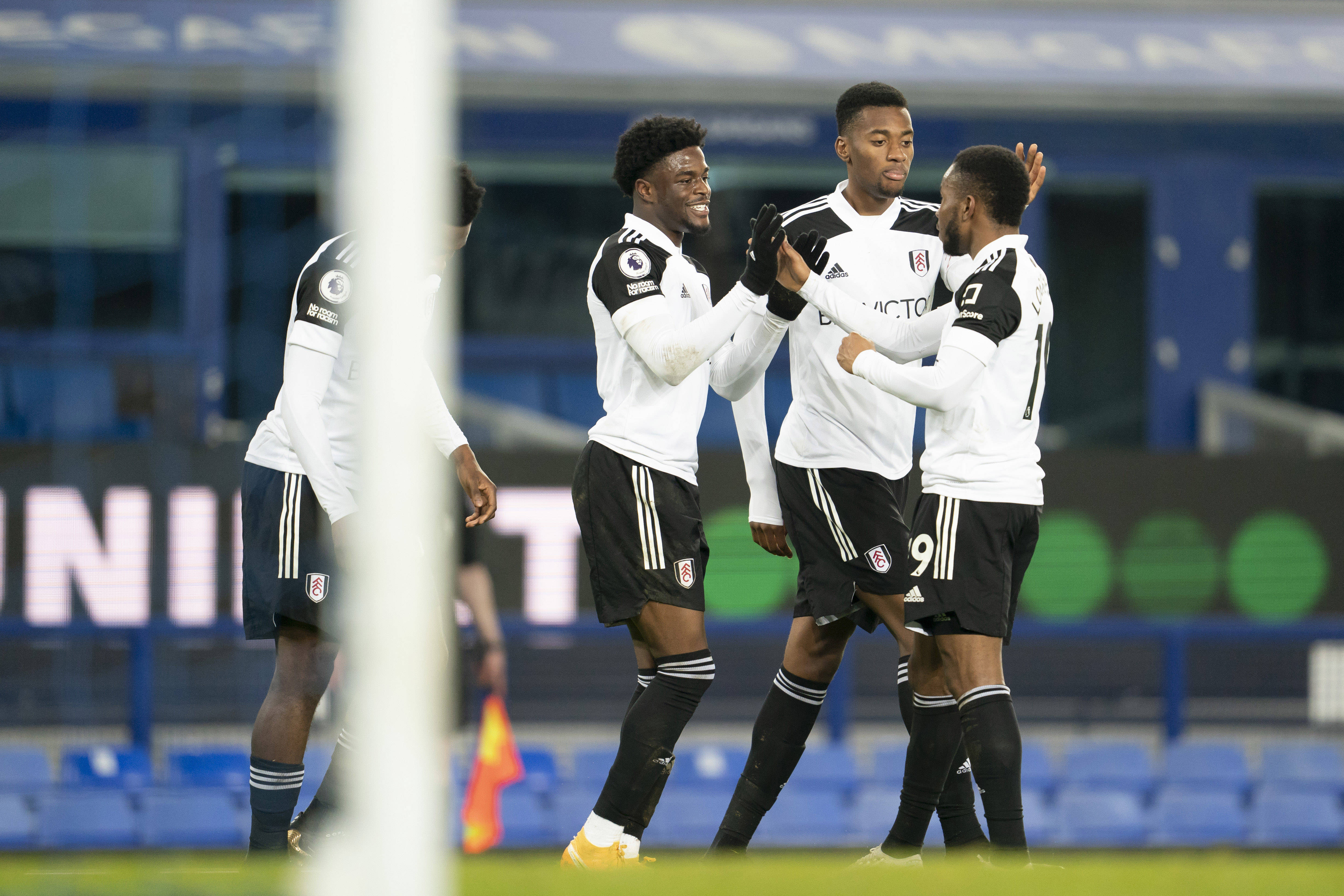 英超球队在欧洲赛事中勇夺胜利 英超球队在欧洲赛事中勇夺胜利