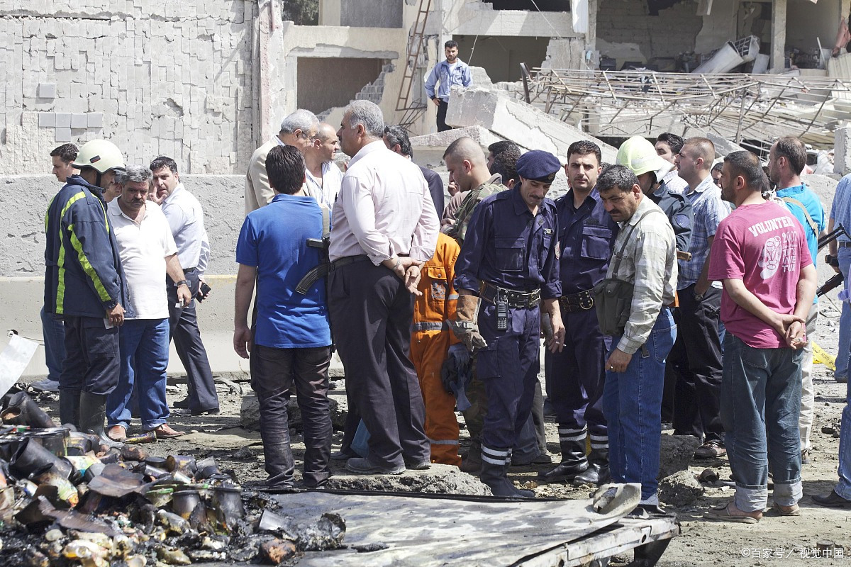 沙尔克队再次败北,困境深重 沙尔克队再次败北,困境深重