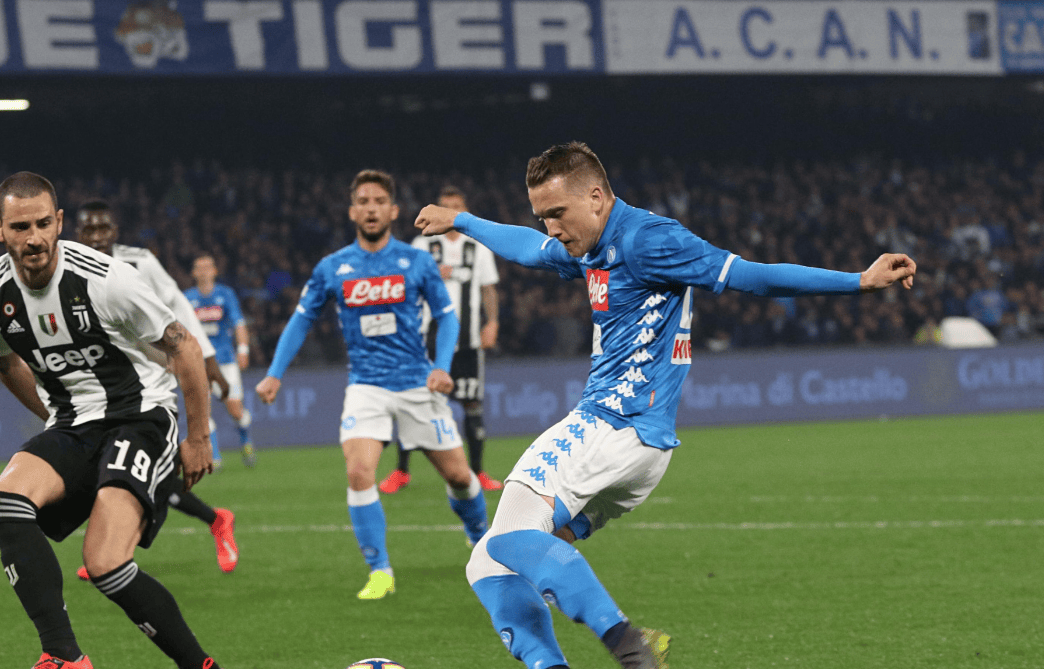 那不勒斯战胜强敌,全队士气高昂 那不勒斯战胜强敌,全队士气高昂