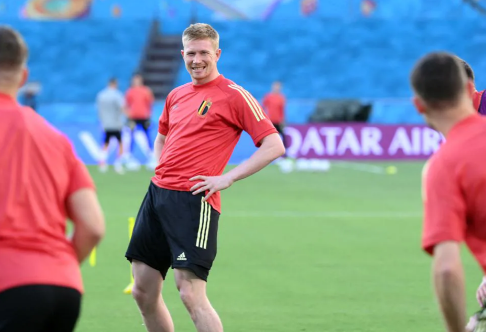 比利时球员激情四射劲赢掌声 比利时球员激情四射劲赢掌声