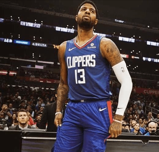 韦斯卡客场不敌埃尔切,战局陷入低迷 韦斯卡客场不敌埃尔切,战局陷入低迷