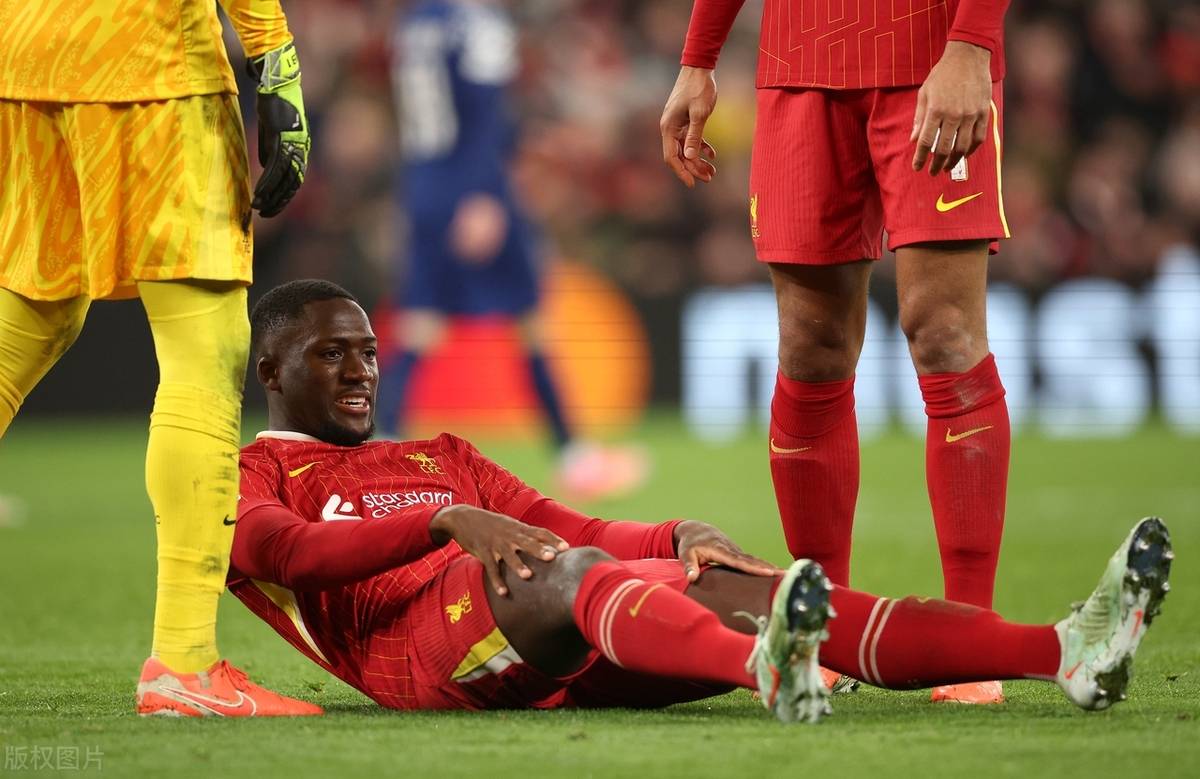 尼斯客场输给了利物浦,欧冠出局 尼斯客场输给了利物浦,欧冠出局