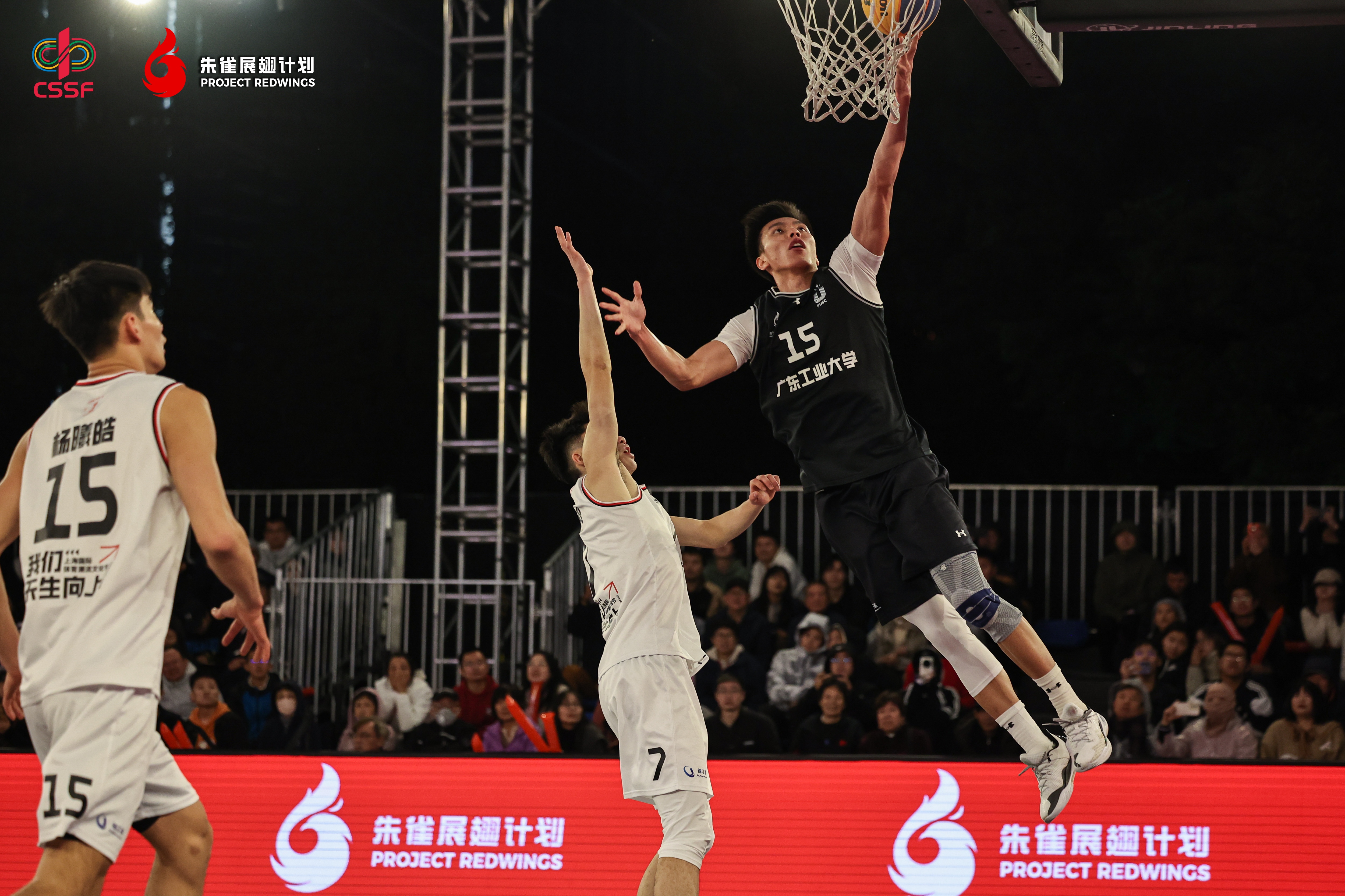 泰国队在亚洲杯赛事中获得佳绩 泰国队在亚洲杯赛事中获得佳绩