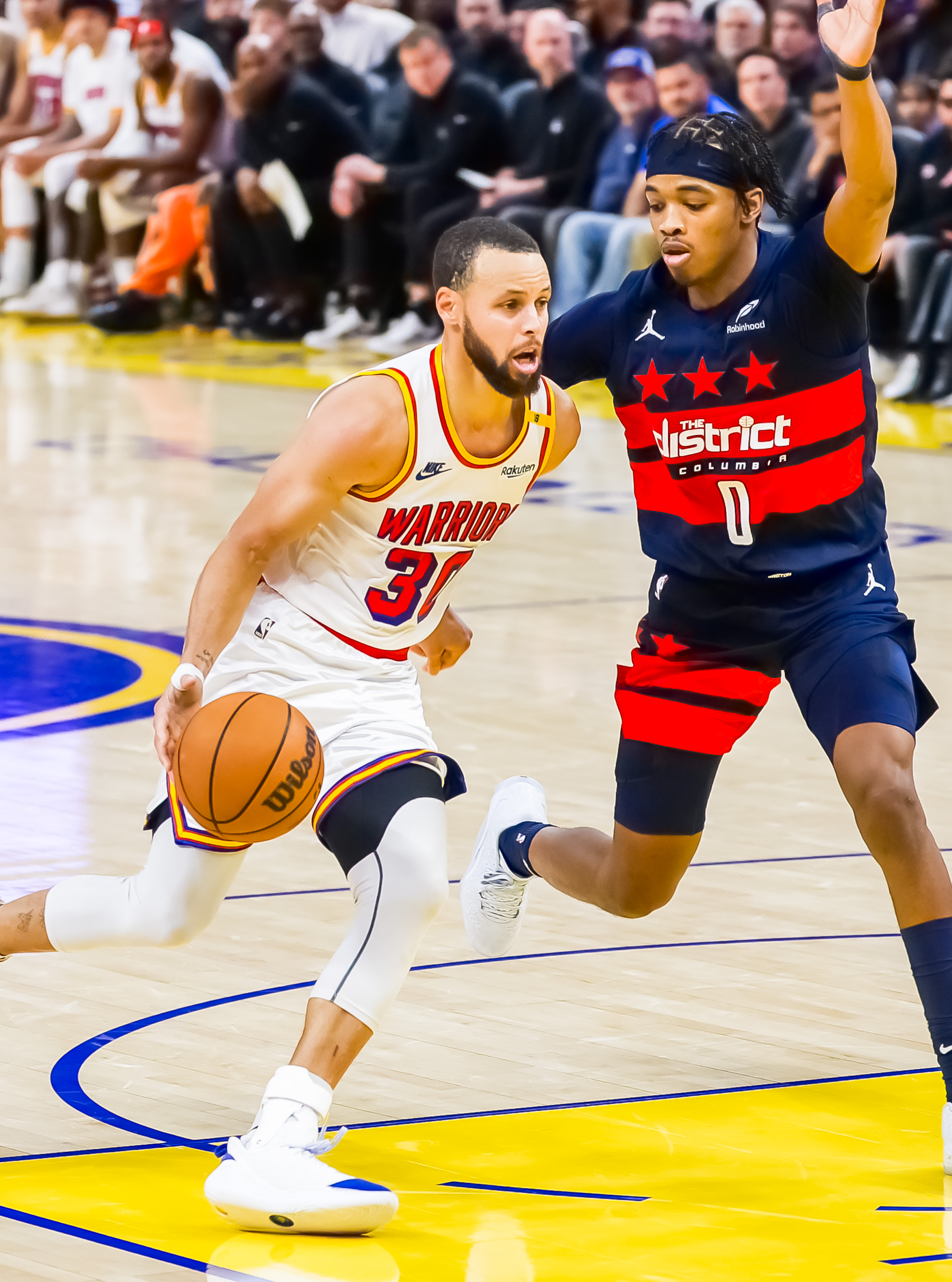 北美篮球明星在最新赛事中争奇斗艳 北美篮球明星在最新赛事中争奇斗艳