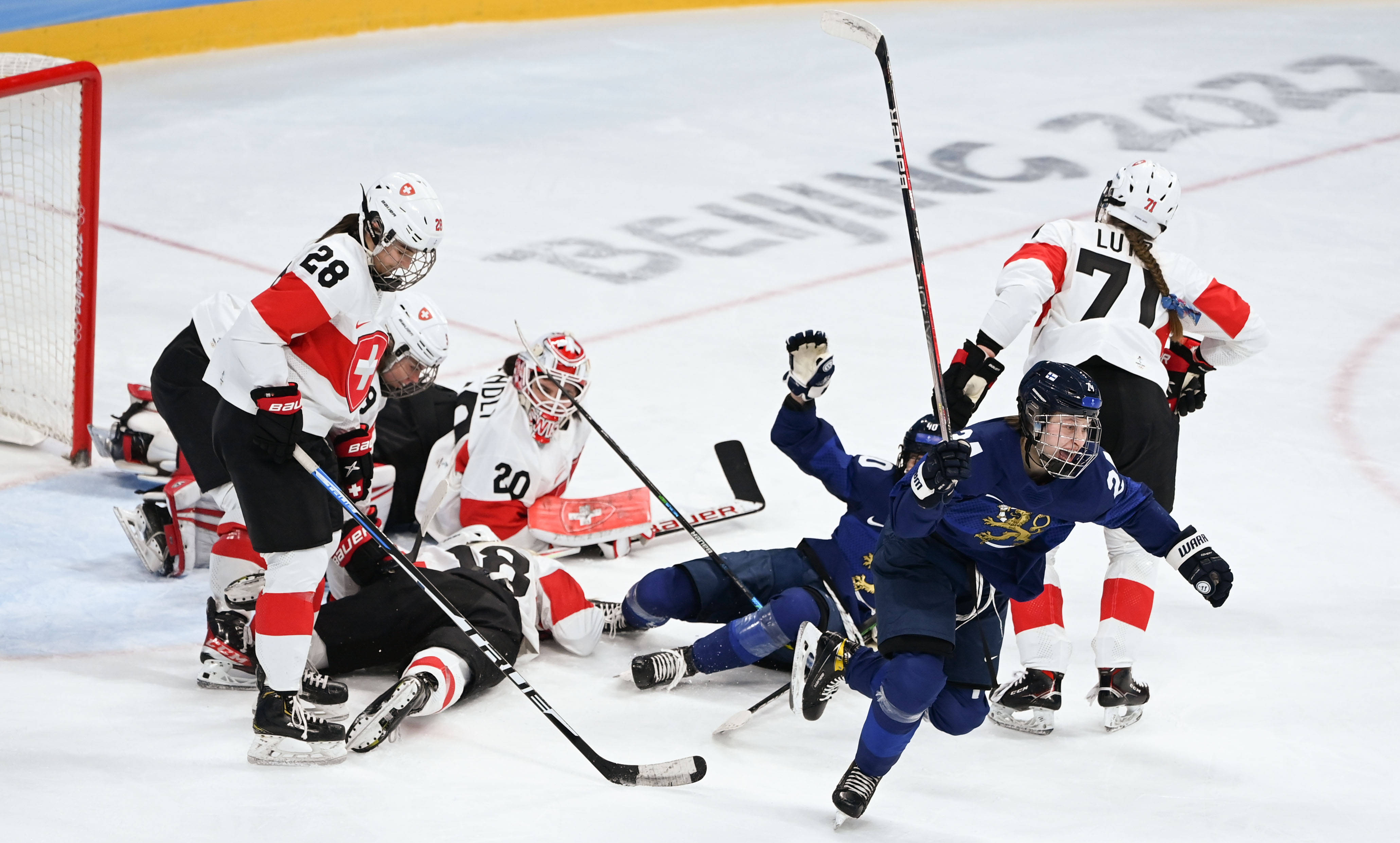 瑞士主场胜芬兰,赢得晋级关键 瑞士主场胜芬兰,赢得晋级关键