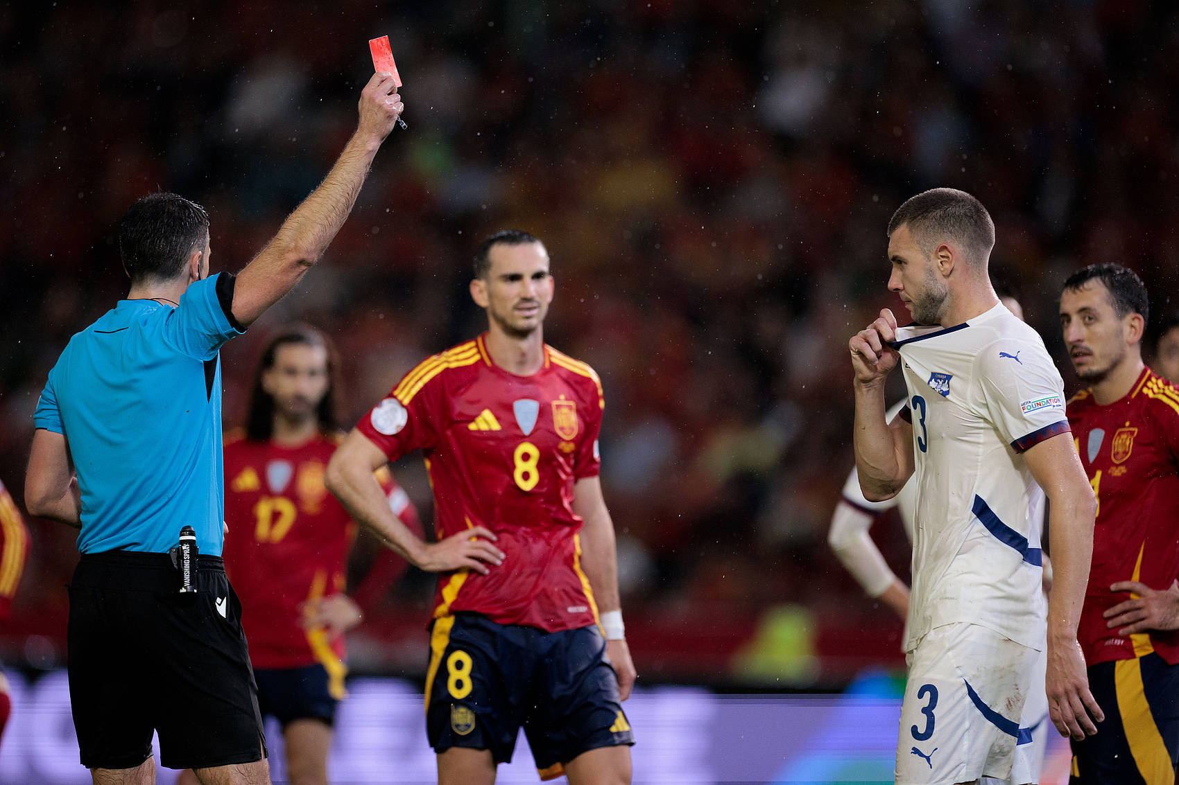 塞尔维亚接连获胜,成功晋级 塞尔维亚接连获胜,成功晋级