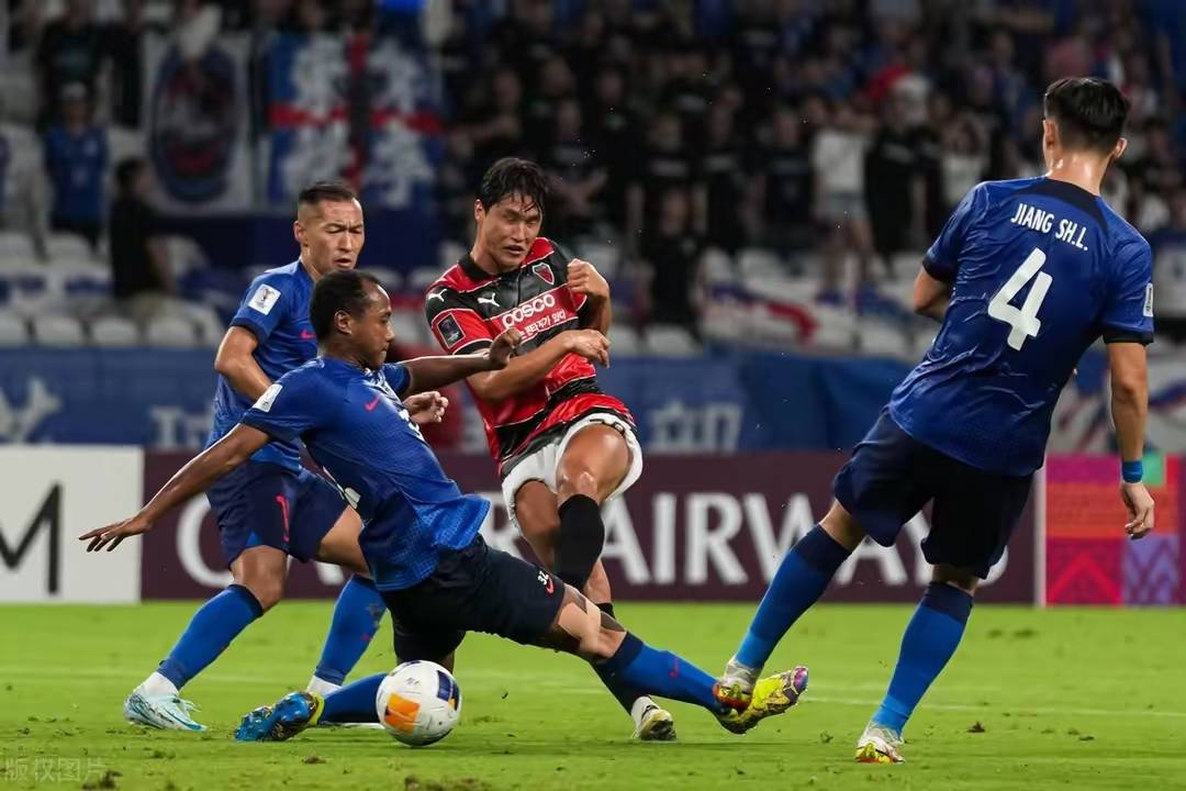 申花击败富力,一步之遥冲击争冠席位 申花击败富力,一步之遥冲击争冠席位