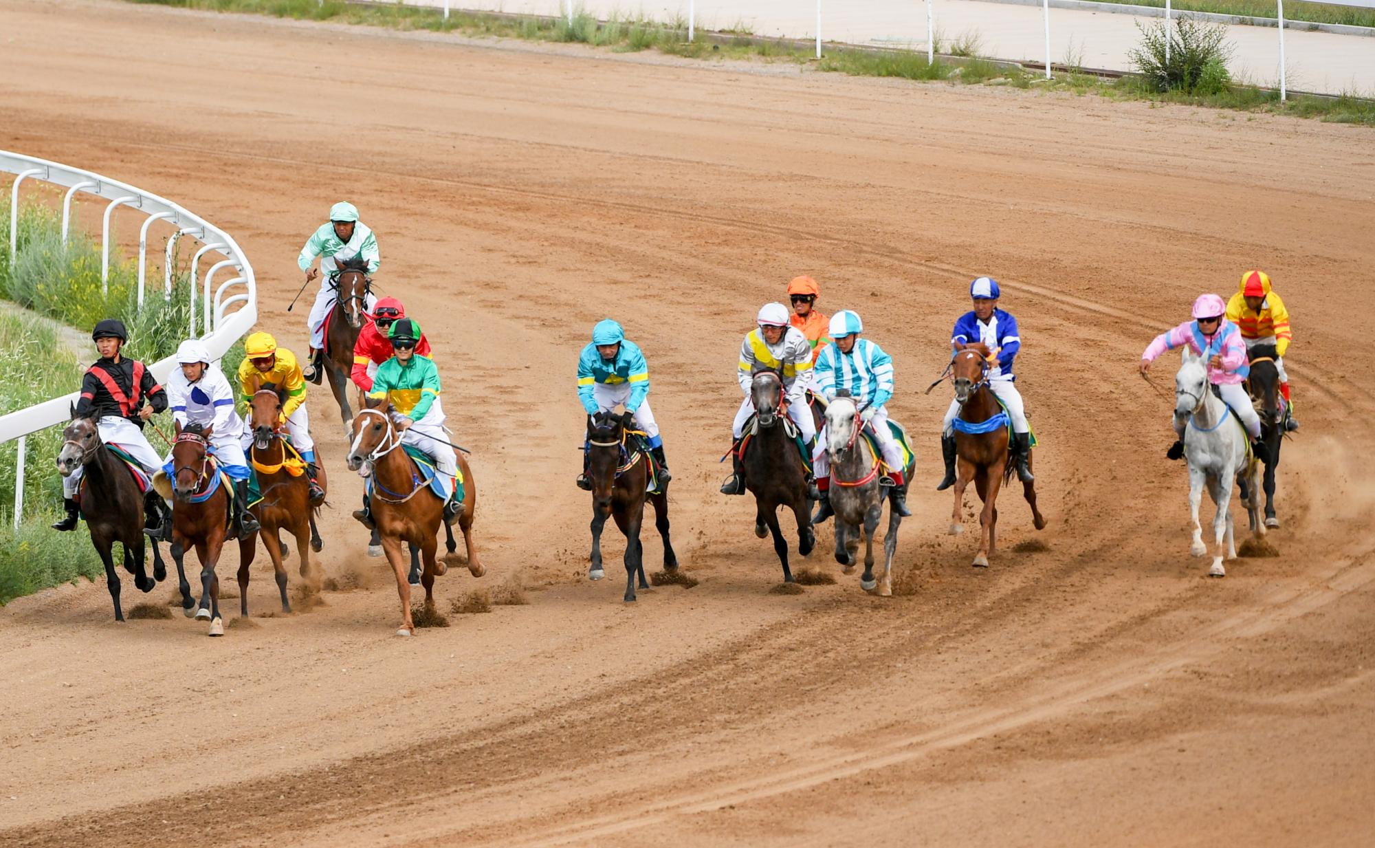 蒙古队锐意进取,决胜赛场! 蒙古队锐意进取,决胜赛场!