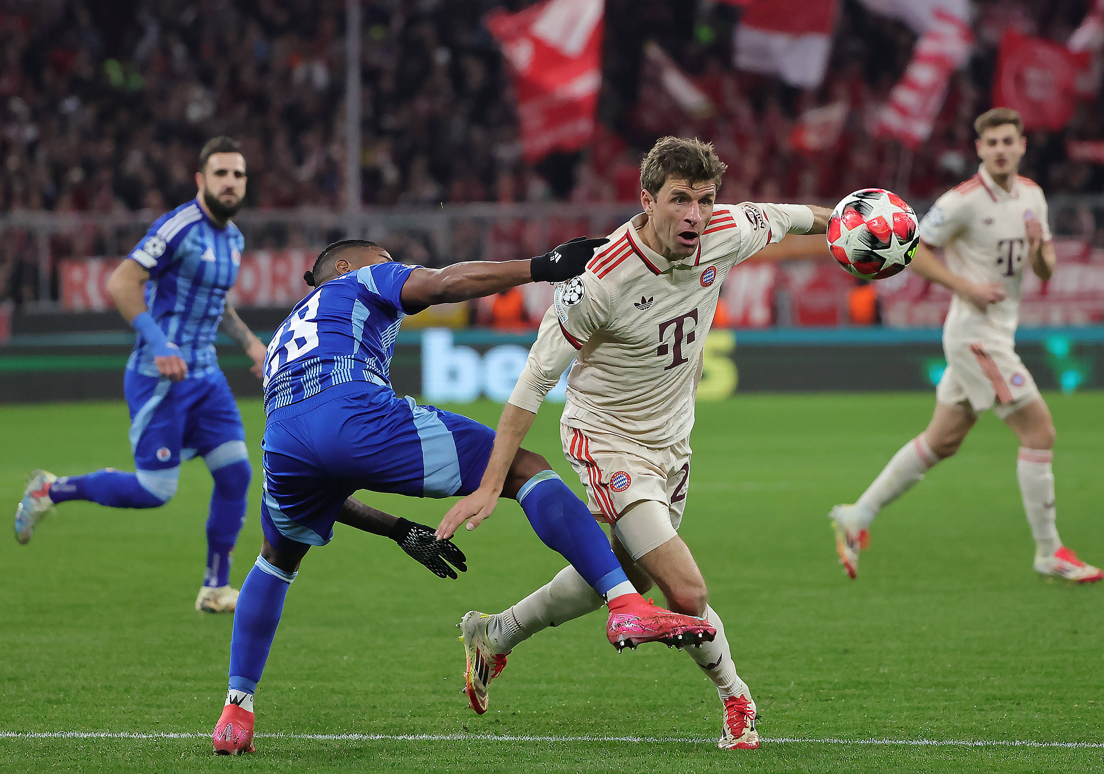 利物浦主场逼平哈德斯菲尔德,不让步 利物浦主场逼平哈德斯菲尔德,不让步