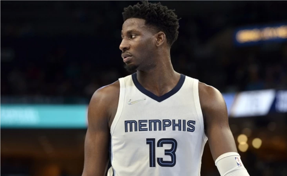 活塞主场告捷,击败灰熊挺进前四 活塞主场告捷,击败灰熊挺进前四