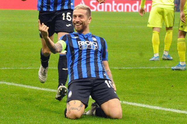 亚洲球员在欧洲联赛中异军突起