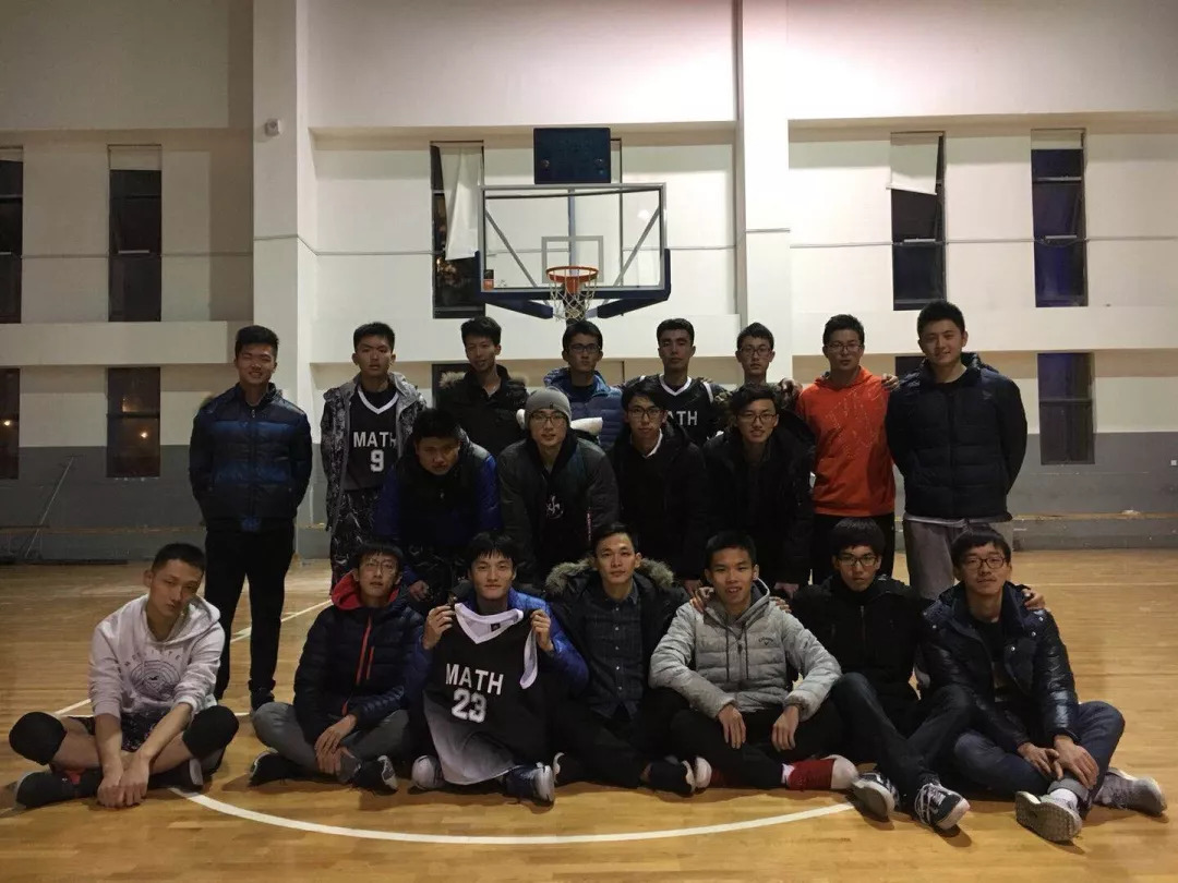 江西男篮豪取胜利之果,连胜奔向榜首之路 江西男篮豪取胜利之果,连胜奔向榜首之路