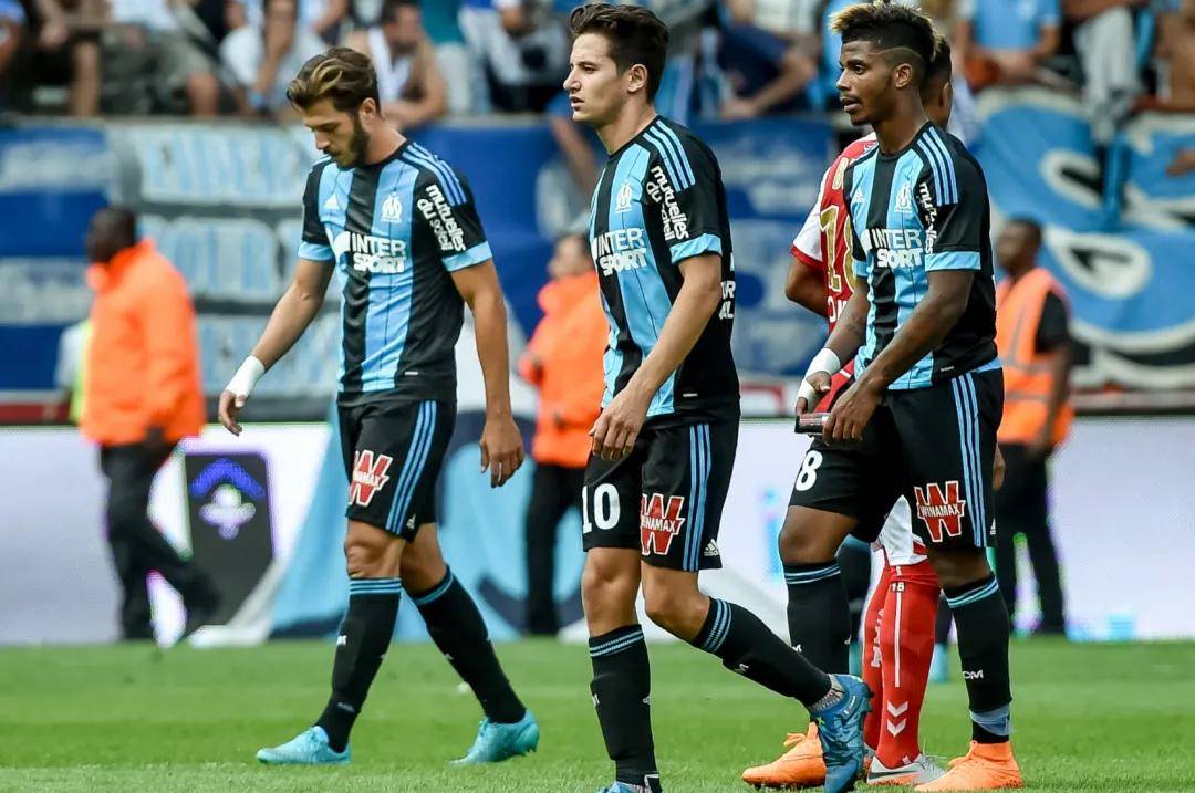 圣埃蒂安客场表现出色,轻松取胜 圣埃蒂安客场表现出色,轻松取胜