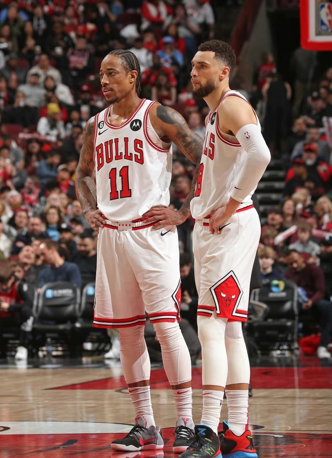 猛龙客场惜败黄蜂,德罗赞砍下28分 猛龙客场惜败黄蜂,德罗赞砍下28分