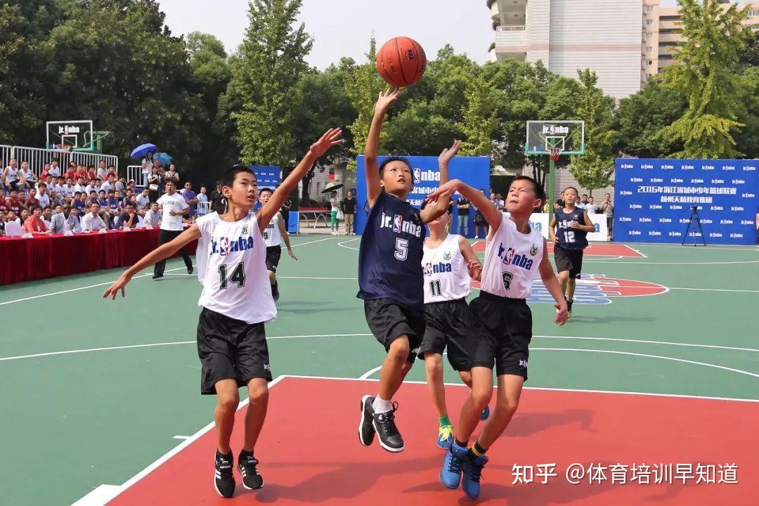 家庭篮球观赏活动正在渐渐兴起 家庭篮球观赏活动正在渐渐兴起