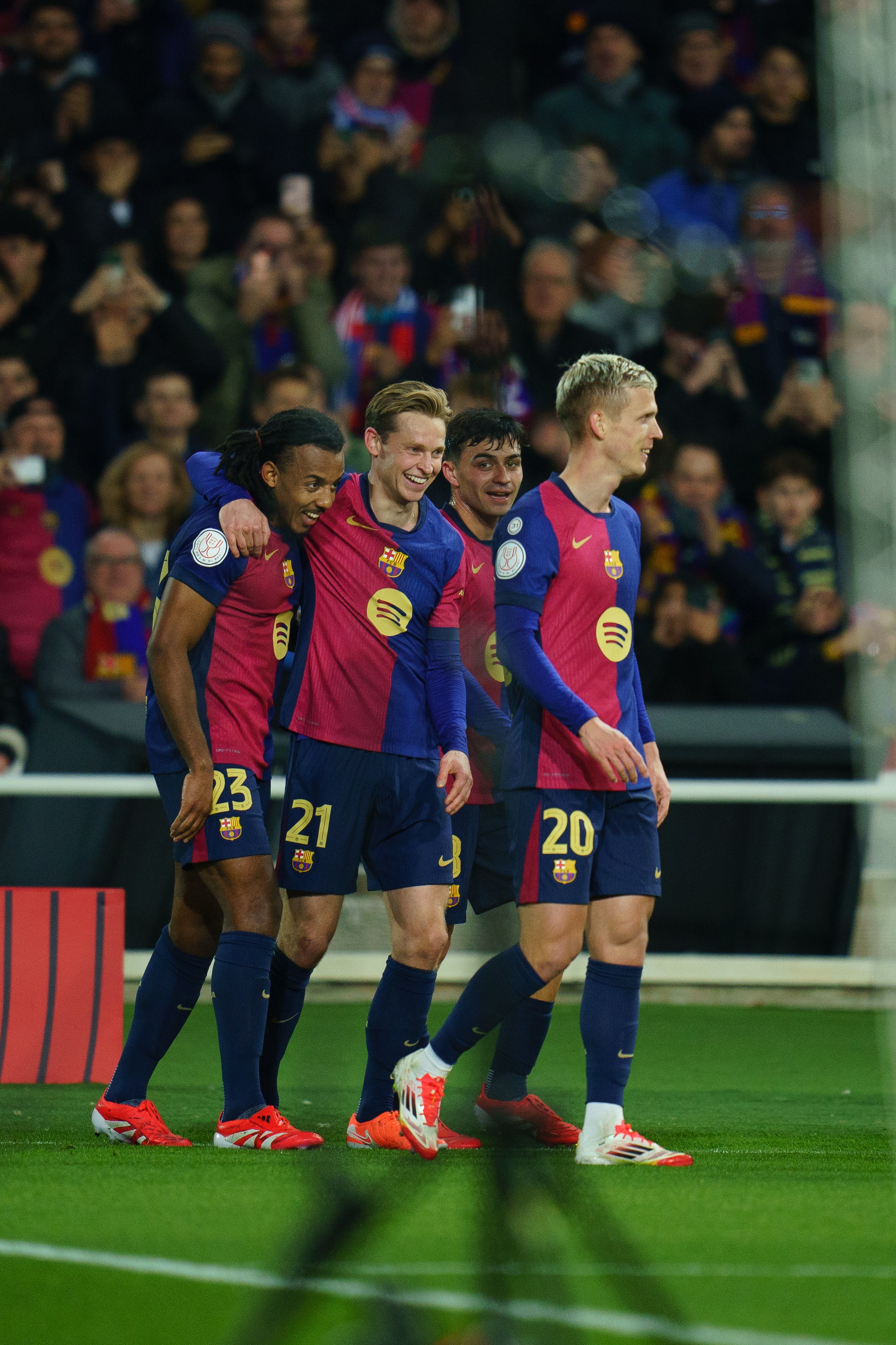 西班牙足球联赛激烈比拼火爆进行 西班牙足球联赛激烈比拼火爆进行