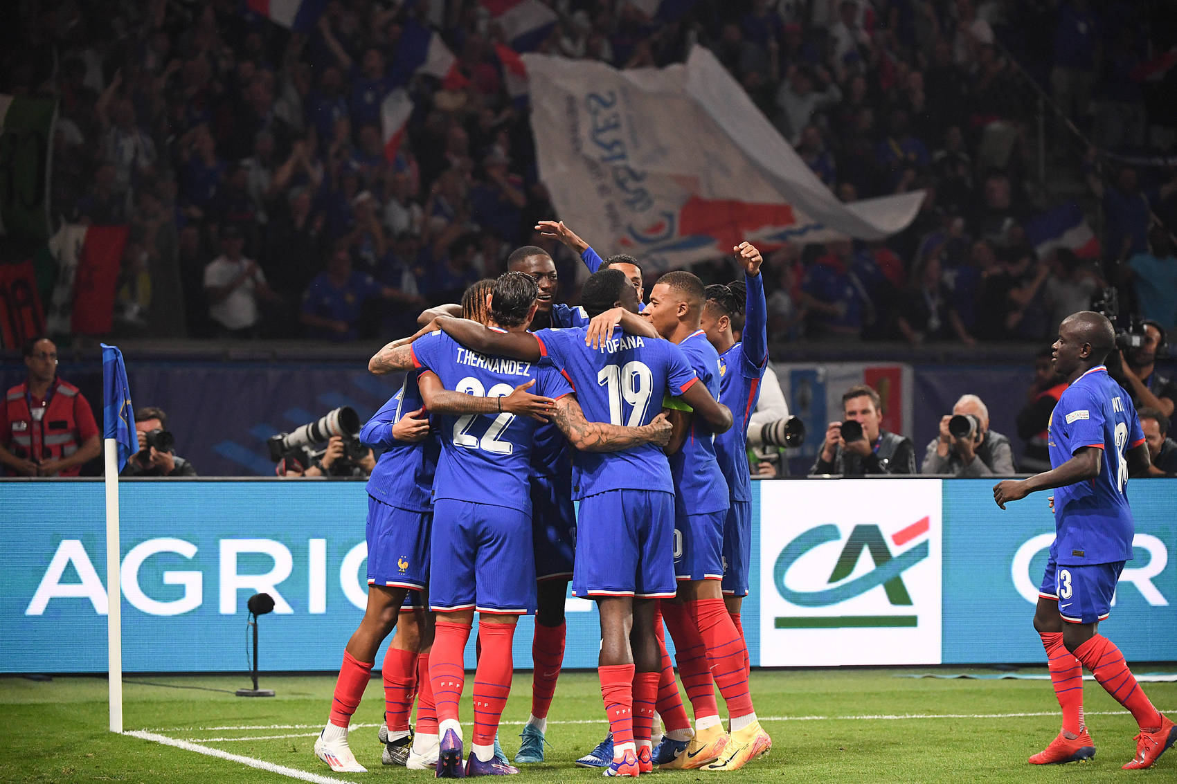 波兰队以3-0胜出意大利队 波兰队以3-0胜出意大利队