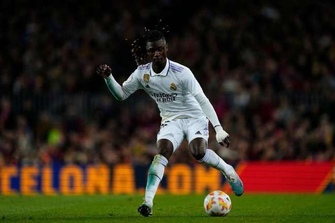 雷恩主帅赞扬球员拼搏精神,期待更佳表现 雷恩主帅赞扬球员拼搏精神,期待更佳表现