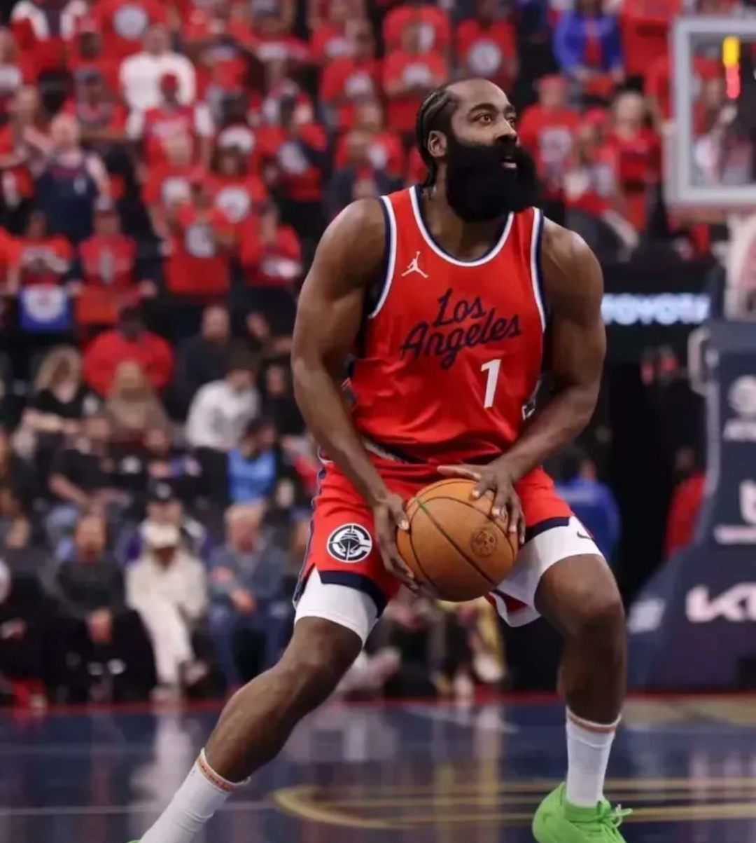 火箭连胜结束在步行者,哈登再次贡献高得分 火箭连胜结束在步行者,哈登再次贡献高得分