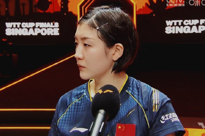 加拿大女排大胜,波兰游泳队连夺奖杯 加拿大女排大胜,波兰游泳队连夺奖杯